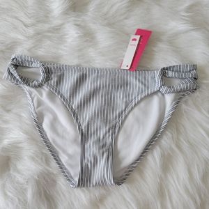 Xhilaration Striped Seersucker Looped Sides Hipster Bikini Bottom M NWT
